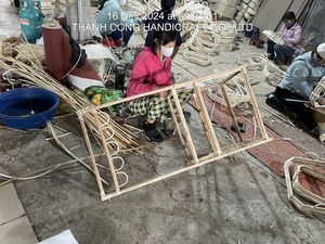 หัวเตียงหวายสานธรรมชาติแบบมินิมอลจากดอกไม้ทำด้วยมือ - Product Image 3