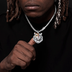 Pendentif personnalisé de luxe pour homme en alliage plaqué or, style hip-hop, serti de diamants - Product Image 4