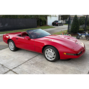 Chevrolet Corvette Coupé 2024 d'occasion, conduite à gauche, cuir foncé R15, toit ouvrant panoramique, style vintage, puissance émotionnelle, style intemporel, à vendre - Product Image 1