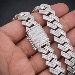สร้อยคอฮิปฮอปแบบ Cuban Link เงินแท้ 925 ประดับเพชรโมอิสซาไนต์ทรงบาแกตต์ VVS - Product Image 4