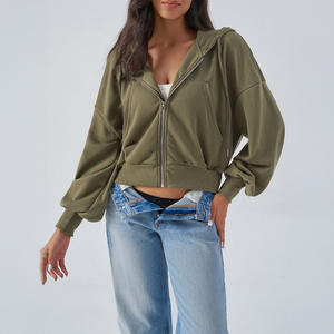 Venta al por mayor de ropa de calle informal personalizada recortada superior Boxy Sudadera con capucha de punto cremallera completa poliéster Color sólido chaqueta de Jersey para las mujeres - Product Image 3