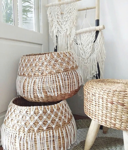 CESTA DE PAJA CON MACRAMO DECORACION UNICA PRECIO AL POR MAYOR - Product Image 4