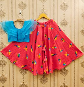 Lehenga Choli Infantil con Estampado de Pájaros de Shoryam Fashion |   Conjunto de Falda y Top con Volantes de Organza |   Vestido Indio Personalizado Hasta el Suelo de Secado Rápido - Product Image 3