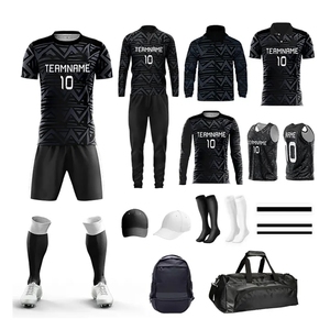 Ensemble de kit de football de haute qualité conçu sur mesure 7 sur 7 avec maillots chaussettes à capuchon court respirant et confortable personnalisé - Product Image 2
