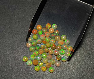 Cabochon rond d'opale de feu éthiopienne naturelle 6 MM 9 Pcs 5 CT Lot de pierres en vrac d'opale éthiopienne pour la fabrication de bijoux - Product Image 4