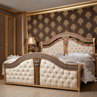 Luxuriöses Europäisches Klassisches Massives Mahagoni Yasmin Schlafzimmer-Set mit Hochwertiger Handgeschnitzter Verzierung und Goldfinish