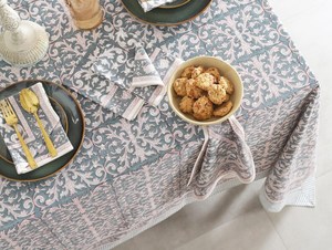 Nappe imprimée moderne en blocs bleu poussiéreux idéale pour les repas Décoration rustique de fête de mariage et d'événement Linge de cuisine Boho - Product Image 5