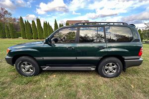 USADO LHD/RHD 2001 T0YOTA LAND CRUISER - Product Image 3