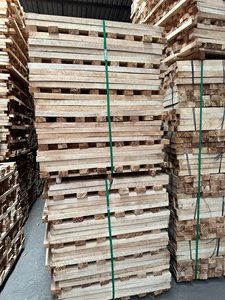 Madera natural 100% al por mayor de Vietnam, madera aserrada de caucho barata para la construcción y más tableros de madera maciza - Product Image 3