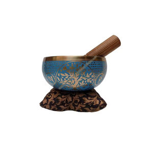 Patrón de árbol Cuenco de latón con cojín y palo de madera Técnica de fundición Tema Budista para meditación Curación de chakras - Product Image 1