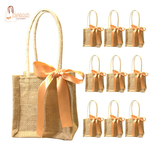 Grand sac fourre-tout en toile de jute écologique personnalisé Sac à provisions naturel à bas prix avec motif de dessin animé cadeau - Product Image 1