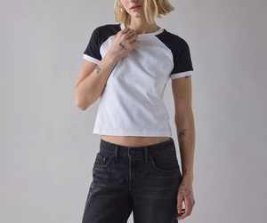 American Retro Spicy Girl Raglan Sleeves Color Blocked Short Sleeves Crop <b>Top</b> Baby Tee Women's T-shirt Short Sleeves Crop <b>Top</b> - Product Image 6