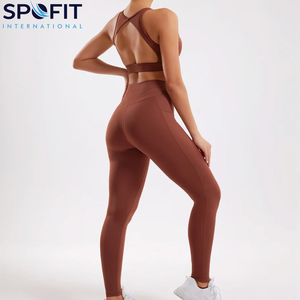 ชุดโยคะผู้หญิงคุณภาพสูงแบบมืออาชีพสั่งทำพิเศษ 2 ชิ้น ชุดออกกำลังกายน้ำหนักเบา พิมพ์โลโก้ ดีไซน์สวยที่สุด ลายเรียบ - Product Image 4