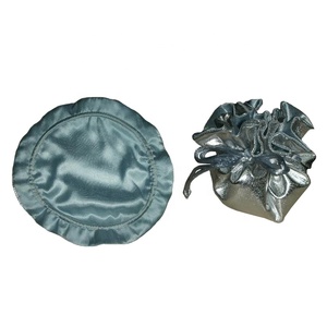 Pochettes en tissu métallisé Pochette à cordon pour emballage de bijoux Sac à cordon rond pour emballage de bijoux - Product Image 1