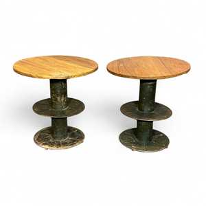 Mesa Auxiliar de Diseño Industrial en Hierro/Madera Hecha a Mano, Mueble para el Hogar de Uso General con Característica FTD - Product Image 1