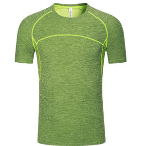 Vente de gros T-shirts à manches courtes imprimés à col rond et coupe ajustée pour hommes pour le fitness et la course à pied - Product Image 1