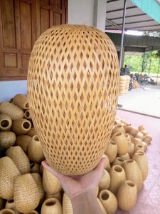 โคมไฟไม้ไผ่ทำมือจากเวียดนามเป็นกลุ่มโคมไฟไม้ไผ่จี้เพดานเป็นมิตรกับสิ่งแวดล้อมบ้านสง่างามกลางแจ้งขายส่งข้อเสนอที่ดีที่สุด - Product Image 5