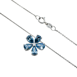 Collar de oro blanco de 14K y 18K con diamante azul de corte pera de 1.50ct cultivado en laboratorio y diseño de flor. - Product Image 3