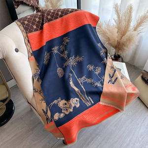 ผ้าพันคอผ้าพันคอผู้หญิงแบบย้อนยุคสไตล์วินเทจผ้าไม้ไผ่มีพู่ประดับด้วยวัสดุโพลีเอสเตอร์สำหรับฤดูใบไม้ร่วงฤดูหนาว - Product Image 4