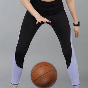 Leggings de yoga pour femmes à taille haute, prix imbattable, imprimés personnalisés, motif uni, fermeture élastique, logo personnalisé, respirant, séchage rapide - Product Image 4