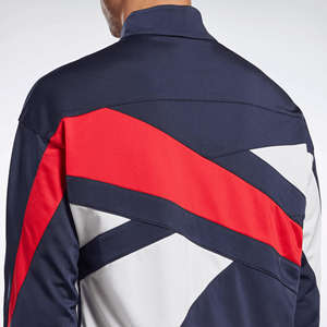 Nuevo Conjunto Deportivo Ajustado para Hombre, Llegada en 2025, Alta Calidad, 100% Algodón, Personalizable, para Entrenamiento, Jogging y Deportes - Product Image 6