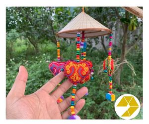 Campanas de viento vietnamitas Non La con elefantes y cuentas para una decoración caprichosa Campanas de viento Non La Venta caliente lista para envío rápido - Product Image 2