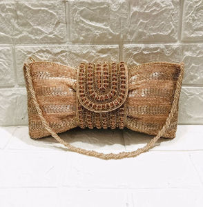 กระเป๋าสะพายคลัทช์สำหรับออกงานแฟชั่นทำมือพร้อมโบว์คริสตัลไรน์สโตนวัสดุซาติน - Product Image 1