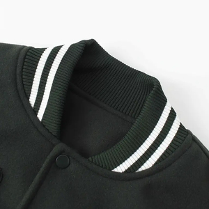 Vert et Blanc Lettre Casual Loose Fit Varsity Style Avec Polar Bear Design Printemps Automne Sorties College Baseball Varsity Vestes - Product Image 4