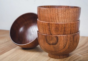 Juego de ensaladeras de madera de acacia grande de etiqueta privada, utensilios de servicio ecológicos para ensalada de frutas, cuencos de madera ARTISAN AURA para fiestas - Product Image 5