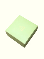 Boîte à gâteau en papier ivoire avantage UV personnalisé taille finition brillante mate moderne stratification mate gaufrage feuille estampage revêtement UV