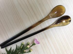 Cuchara de Cuerno de Búfalo Natural, Hecha a Mano y Pulida, Perfecta para Servir Especias, Condimentos o como Decoración de Mesa, Alta Calidad - Product Image 3