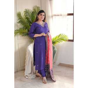 Lancement du nouveau Top Designer Party Wear Look, Sharara Plazzo et Dupatta - Product Image 1