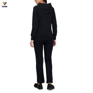 Ropa de jogging cálida de invierno con estampado de logotipo personalizado para mujer, chándales con capucha de nuevo diseño elegante, ropa de abrigo informal - Product Image 6