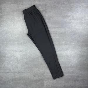 Vestes à capuche imperméables coupe-vent personnalisées pour hommes Veste coupe-vent légère de haute qualité pour hommes - Product Image 6