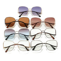 Lunettes de soleil de luxe 2026 avec logo personnalisé, monture métallique diamantée, protection UV400, strass, surdimensionnées, carrées, pour femmes
