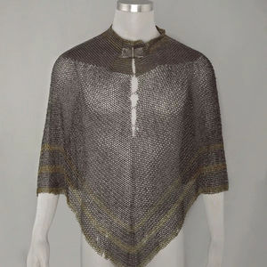 Nouvelle arrivée : Armure en maille métallique détaillée pour séances photo médiévales, offrant une texture et une profondeur de guerrier réalistes - Product Image 1