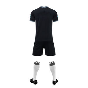 ชุดฟุตบอลฤดูหนาวคุณภาพสูง พิมพ์โลโก้ตามสั่ง 100% โพลีเอสเตอร์ กันน้ำ น้ำหนักเบา ระบายอากาศได้ดี แบบขาสั้น - Product Image 5