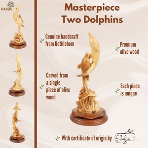 Sculpture artisanale en bois d'olivier de deux dauphins, 32 cm, fabriquée à Bethléem, Ghassan Salsa Art Deco, figurine de dauphin écologique - Product Image 4