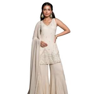 Juego de Kurta Sharara bordado a mano OffWhite con Dupatta para recepción de bodas nupciales, ropa festiva para ocasiones de fiesta - Product Image 1