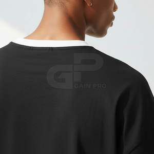 Chemise à coupe décontractée et courte pour homme, conçue pour les looks superposés et les tenues à porter seules - Product Image 5