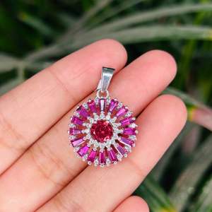 Colgante de Flor de Plata de Ley 925 Lujoso Hecho a Mano con Turmalina, Piedra de Nacimiento de Octubre, Chapado en Rodio, Acabado de Alto Brillo, Joyería - Product Image 4