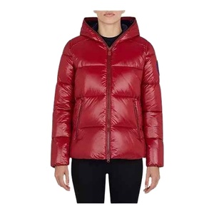 Chaquetas de abrigo de invierno transpirables para mujer Chaquetas acolchadas de poliéster con logotipo personalizado impreso de punto de invierno para mujer - Product Image 2