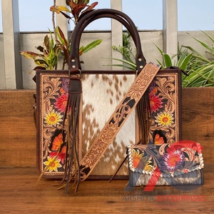 ชุดกระเป๋าสตางค์ผู้หญิงหนังแบบตะวันตกลายดอกไม้ - Product Image 1