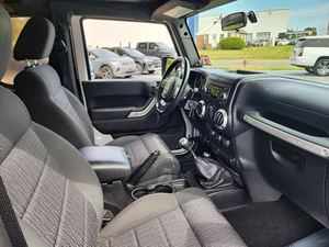 รถจี๊ปแรงเลอร์ซาฮาร่ารถซ้าย4WD 2012มือสองปล่อยก๊าซยุโรป - Product Image 3