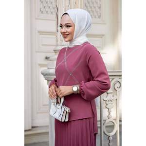 ชุดฮิญาบ2ชิ้นลายกุหลาบกระโปรงหินมีรายละเอียด - Product Image 1