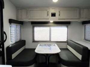 SUPPLIER OF NEW 2025 Guulf Stream Vis ta Cruiser 23RSS - Product Image 3
