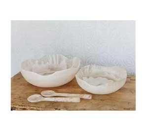 Bol en résine fait main artisanal avec revêtement brillant sans danger pour les aliments, parfait pour la décoration de table et l'affichage de la cuisine - Product Image 2