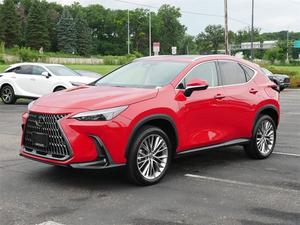 Lexus NX350 Premium AWD SUV ปี 2025 สภาพดีเยี่ยม พร้อมเกียร์อัตโนมัติ เบาะหนัง ซันรูฟ ไฟหน้า LED - Product Image 2