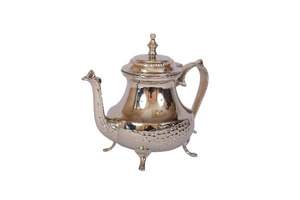 Belle bouilloire en laiton avec un design en relief et des gravures de bétail pour un usage domestique et pour offrir en cadeau, y compris des cuillères en métal - Product Image 6