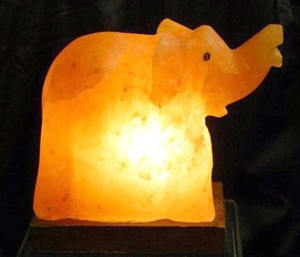 Lámpara de sal rosa del Himalaya, lámpara de elefante de sal tallada, decoración artesanal ecológica pulida por Anwar Enterprises - Product Image 2